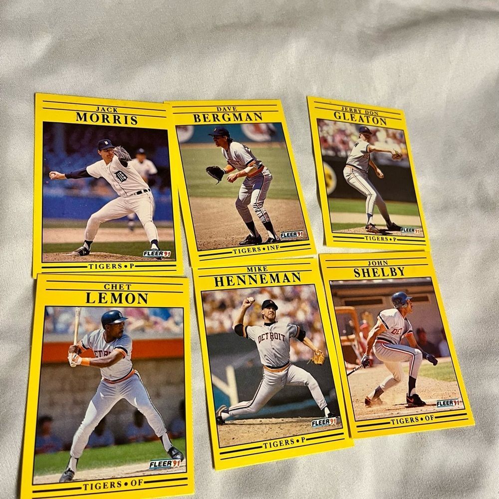 Detroit Tigers Fleer Baseball Cards Set